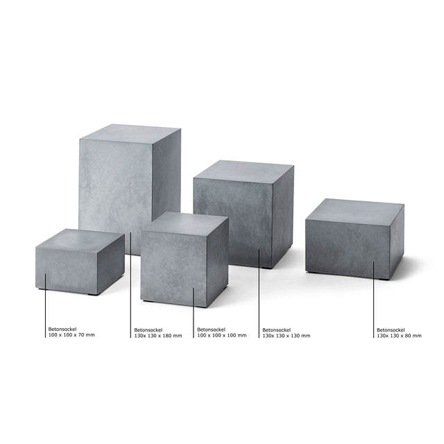 Betonsockel-Serie in fünf verschiedenen Größen