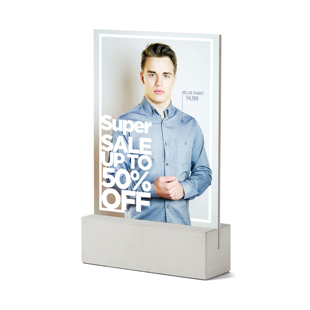 Tischaufsteller aus Beton mit Werbung
