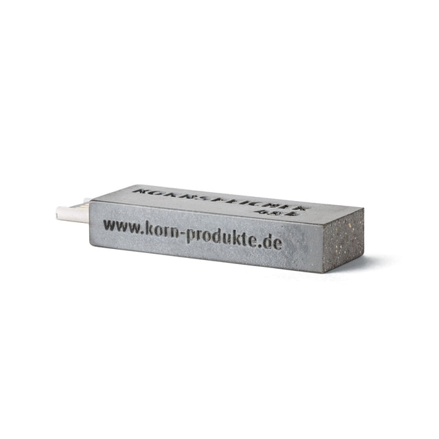 Schlichter und glatter USB-Stick aus Beton