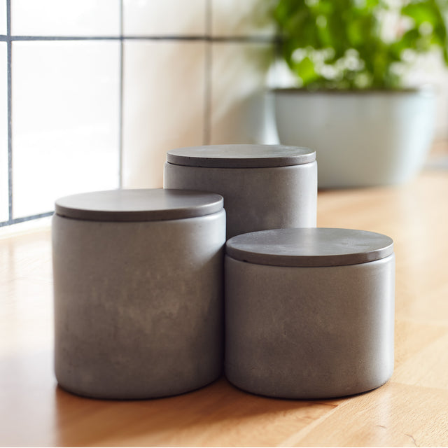 Minimalistische Betondosen im Set für eine stilvolle und ordentliche Aufbewahrung