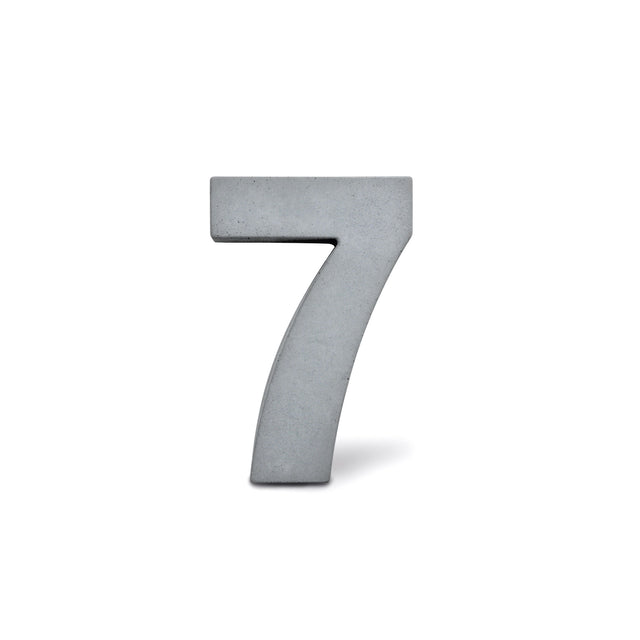 Hausnummer aus Beton: Ziffer 7